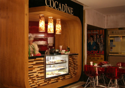Side view café Cocadine